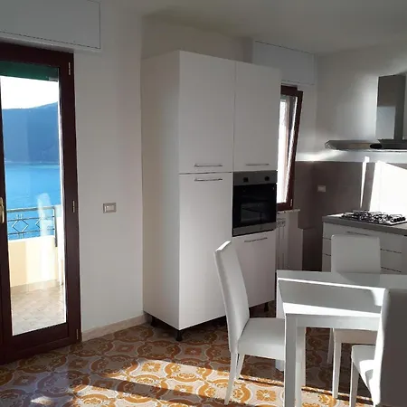 Ferienwohnung Fuer 2 Personen 2 Kinder Ca 65 Qm In Moneglia, Italienische Riviera Italienische Westkueste Appartement