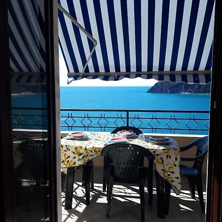 Appartement Ferienwohnung Fuer 2 Personen 2 Kinder Ca 65 Qm In Moneglia, Italienische Riviera Italienische Westkueste