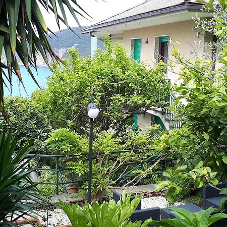 Appartement Ferienwohnung Fuer 2 Personen 2 Kinder Ca 65 Qm In Moneglia, Italienische Riviera Italienische Westkueste Moneglia