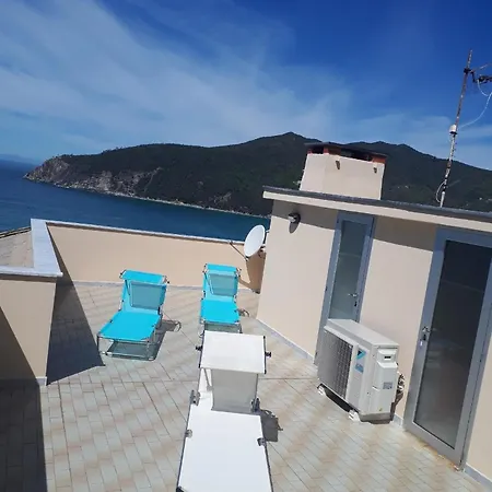 Ferienwohnung Fuer 2 Personen 2 Kinder Ca 65 Qm In Moneglia, Italienische Riviera Italienische Westkueste Apartment *